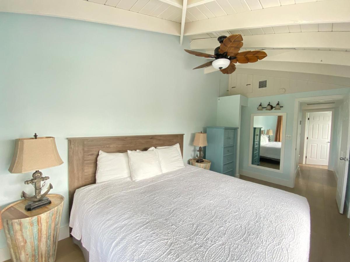 Ragged Edge Resort & Marina อิสลามอราดา ภายนอก รูปภาพ