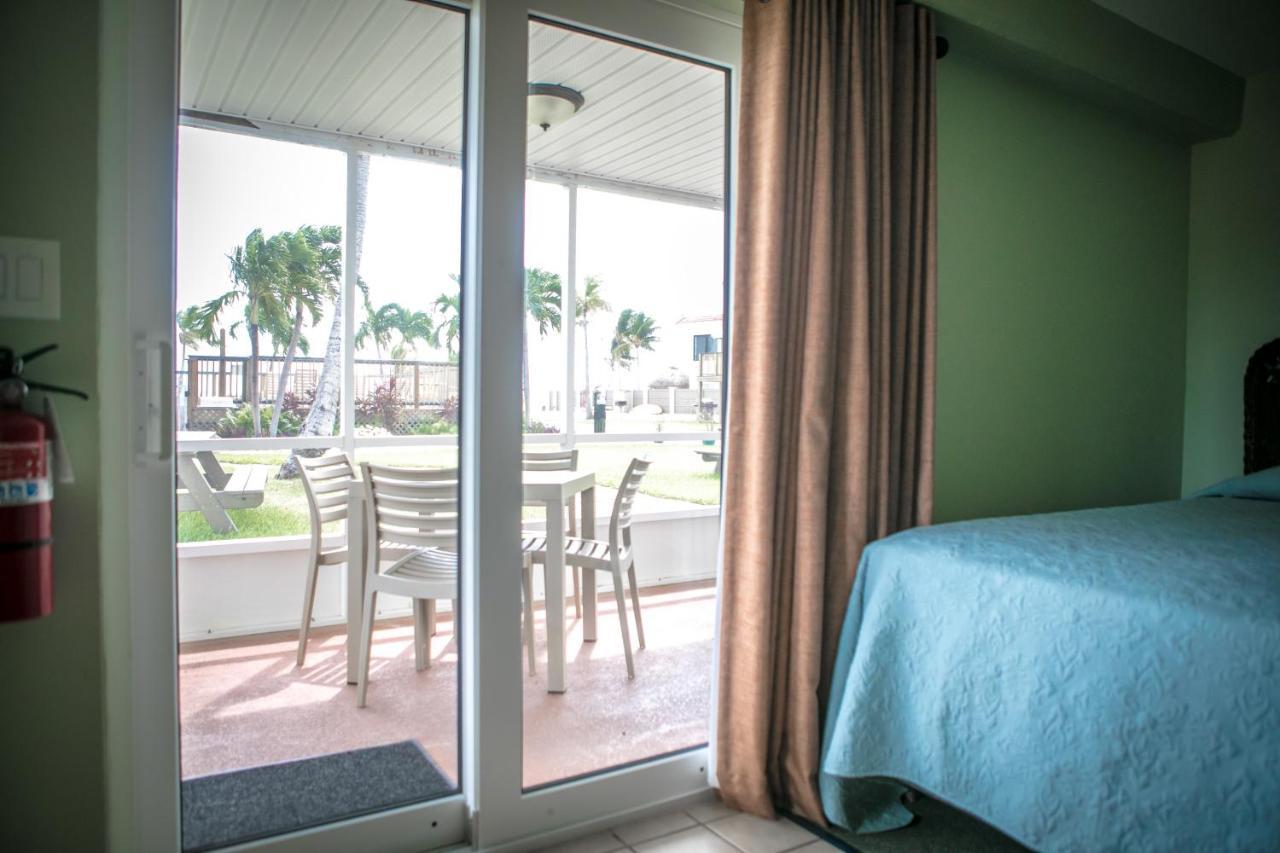 Ragged Edge Resort & Marina อิสลามอราดา ภายนอก รูปภาพ